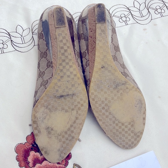 GUCCI Monogram Canvas/Leather Cork Heel Wedges - Picture 8 of 8